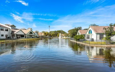 Island Lake Center